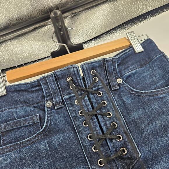 Veronica Beard Carolyn 10" Baby Boot Jeans Blue Dark Wash Lace Up Denim Size 26 - Picture 3 of 6